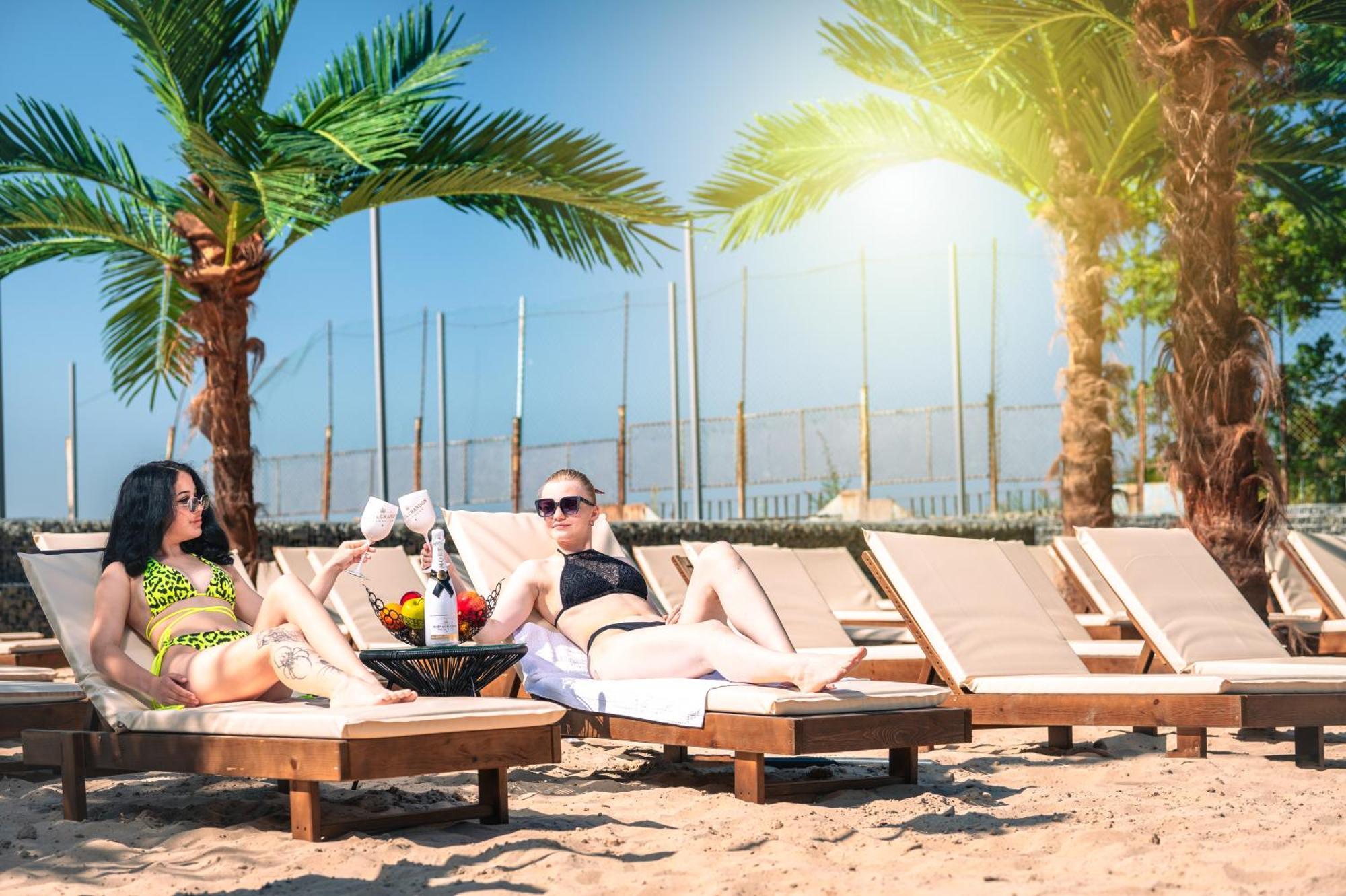 Hotel Palms Beach Kiten Экстерьер фото